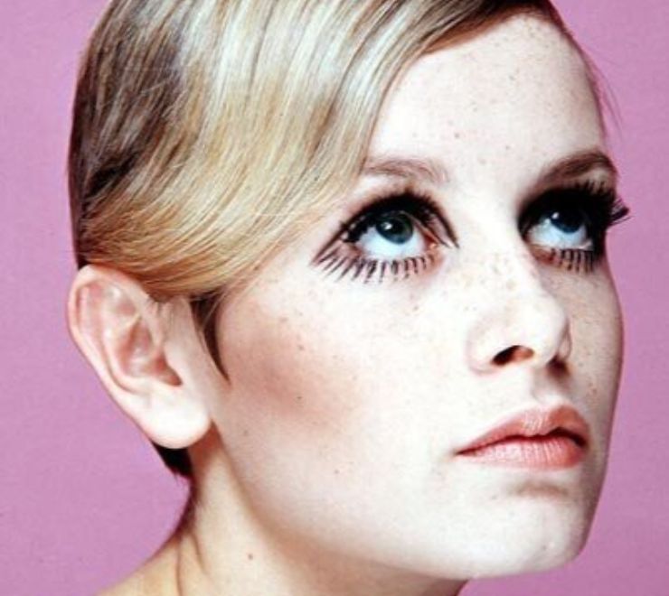 Il Make-Up Iconico di Twiggy: Ispirazione Anni&nbsp;’60